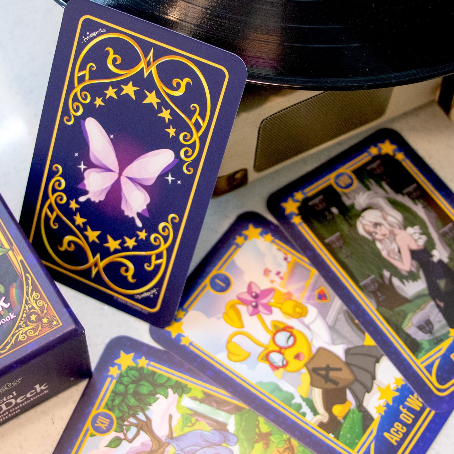 Neopets The Official Tarot Deck - Faerie Edition